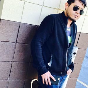 Meet your Posher, Syed